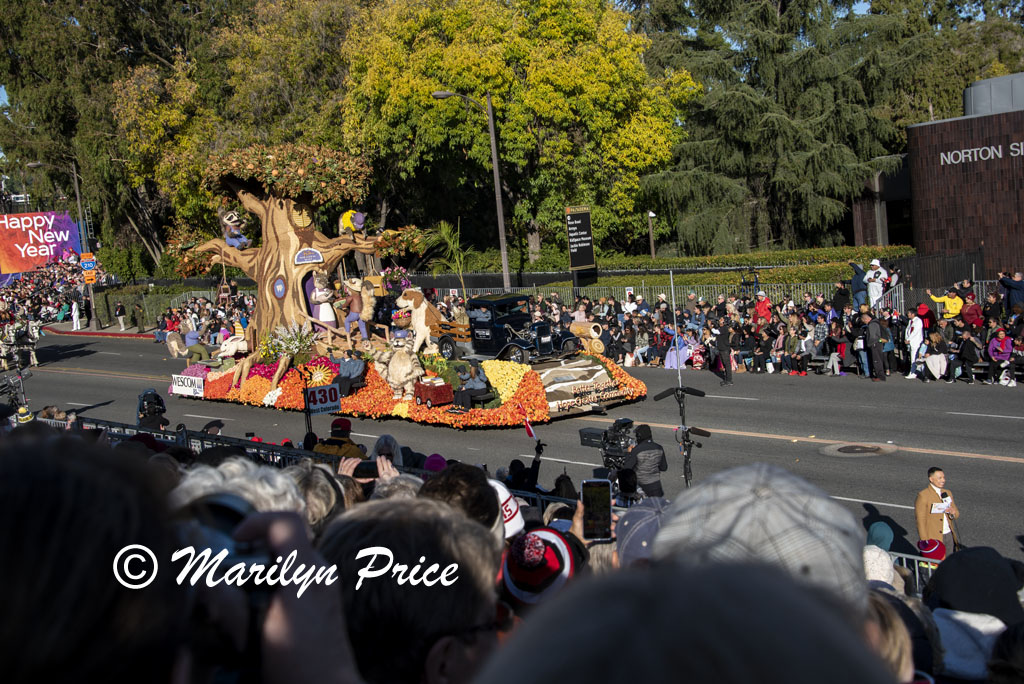 Wescom Credit Union float (Better Together: Hope Creates Community), Rose Parade, Pasadena, CA