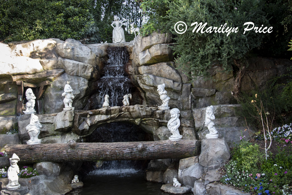 Snow White's Grotto, Disneyland Park, Anaheim, CA