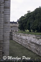 Moat at Chateau du Vincennes, Paris, France