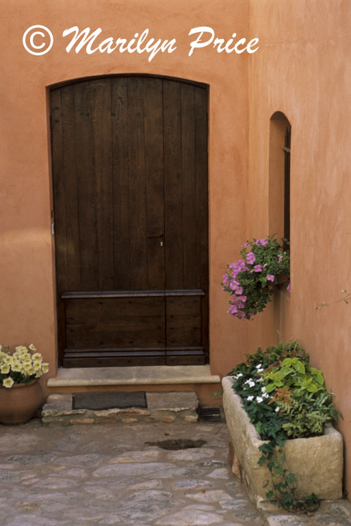 Doorway, Rousillon, France