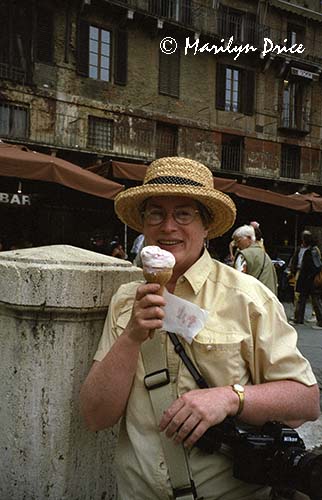Gelato break, Siena, Italy
