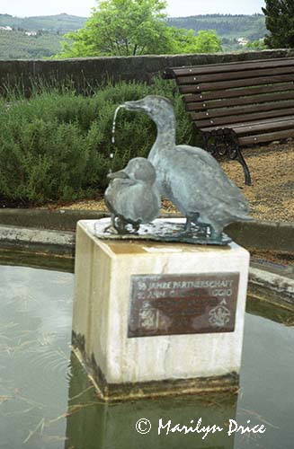 Statue of geese, Barbarino Val d'Esta, Italy