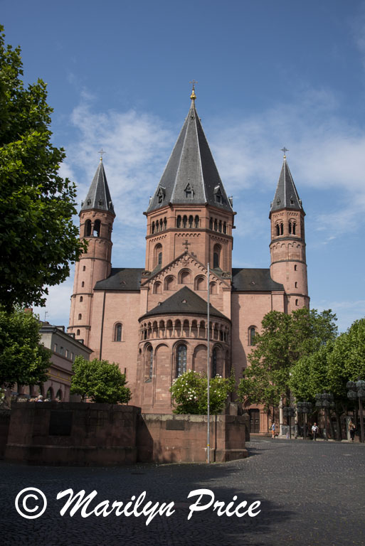 Front of the Dom (cathedral), Mainz, Germany