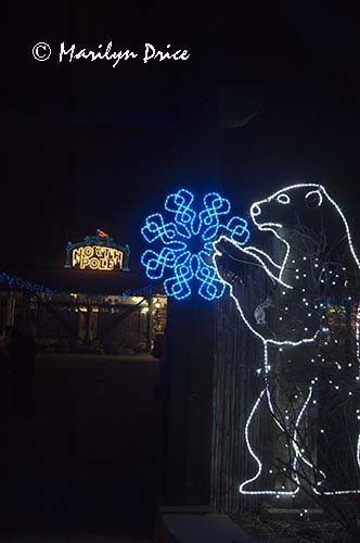 Zoo Lights at Christmas, Denver Zoo, Denver, CO